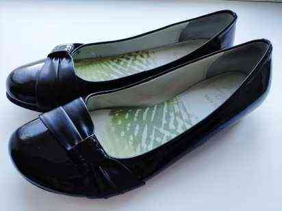 42 (27 см) Шкіряні жіночі туфлі на низькому ходу