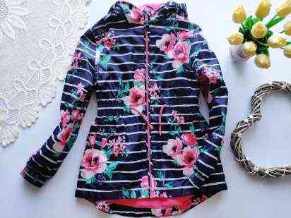 8,9 лет, рост 128,135 Удленненная детская ветровка на флисе