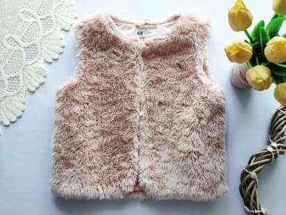 7,8 лет, рост 128 Жилетка для девочки