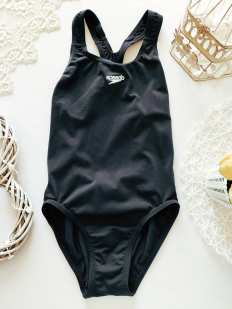 10 лет, рост 140 Спортивный детский купальник