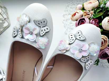 34-35 (21,5 см) Нові блискучі дитячі туфлі