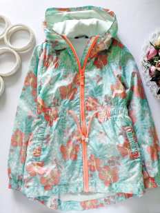 8,9 лет, рост 128,135 Ветровка для девочки