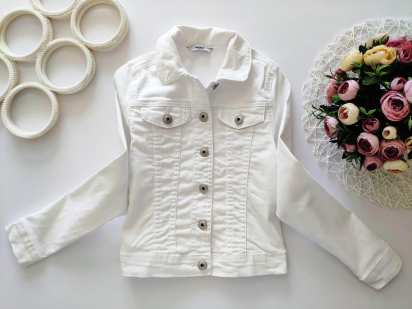 8,9 лет, рост 128,135 Стрейчевая джинсовка