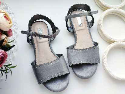 30 (19,5 см) Сріблясті сандалі