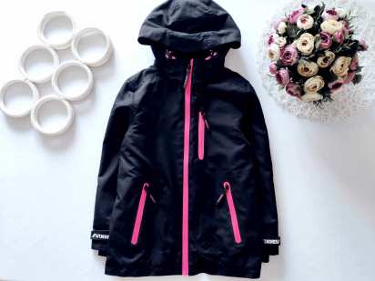 7,8 лет, рост 128 Ветровка на флисе