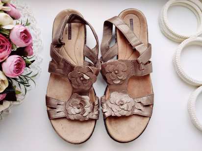 42 (27,5 см) Жіночі босоніжки