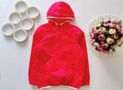 6,7 лет, рост 116,122 Ветровка- дождевик Decathlon