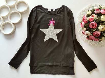 10 лет, рост 140 Лонгслив в пайетках